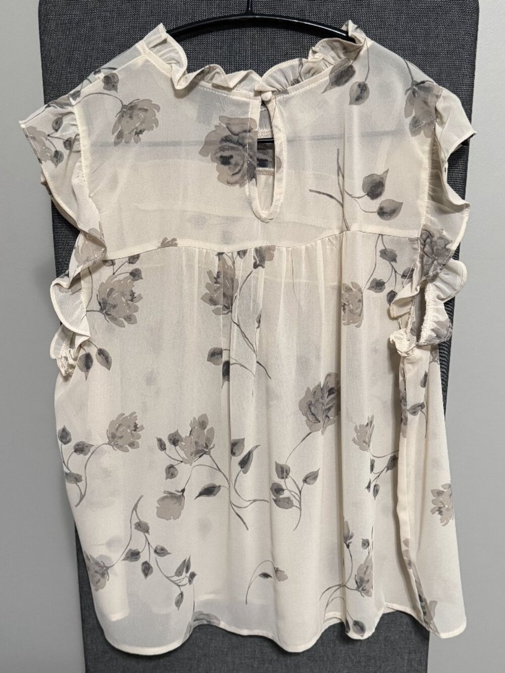 Torrid Flutter Sleeve Top - Picture 4 of 5